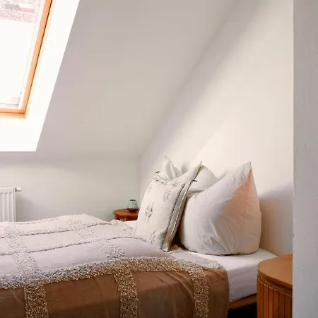 Center Design Loft, Near University, Schlossberg View, By Casa Momo *