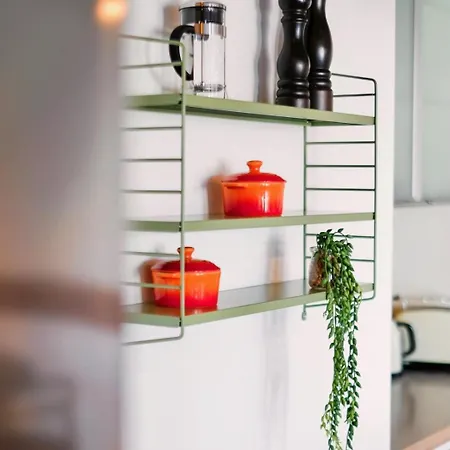 Helles Design-Loft im Zentrum mit Schlossbergblick *