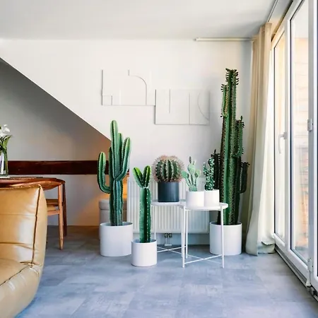 Zentrales Design-apartment Mit Schlossbergblick Graz