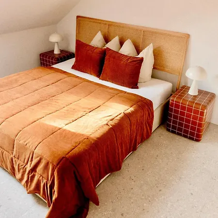 Center Design - Schlossberg View Apartment *
