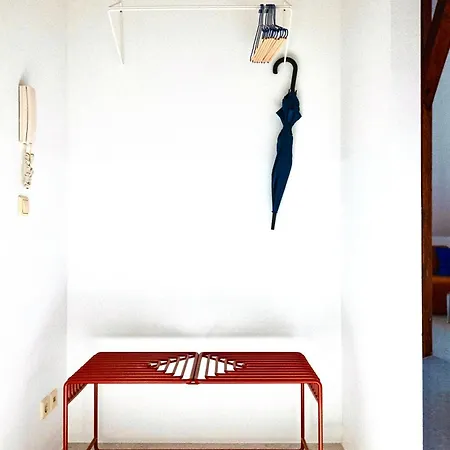 Helles Design-Loft im Zentrum mit Schlossbergblick *